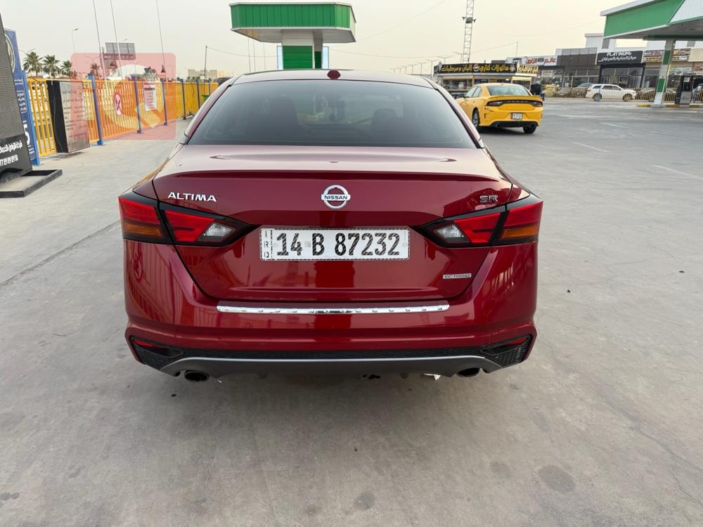 Nissan Altima